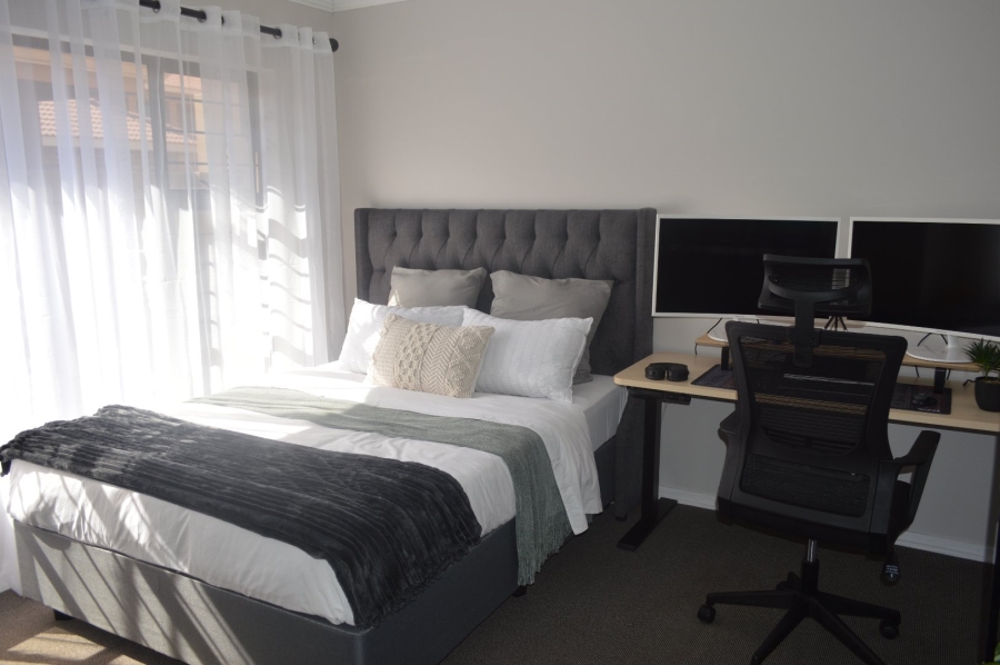 2 Bedroom Property for Sale in Flamwood North West